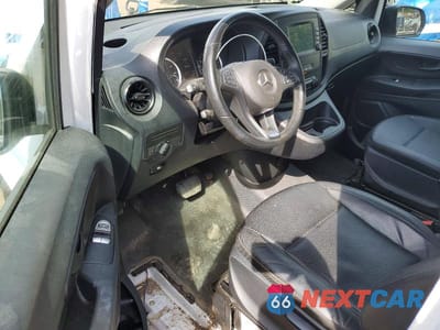 Zdjęcie 8 z 13 samochodu: 2023 MERCEDES-BENZ METRIS VIN:W1YV0CEY7P4330190 - miniatura