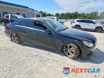 Czwarte zdjęcie samochodu z boku: 2014 MERCEDES-BENZ E 350 VIN:WDDHF5KB2EB021690 - miniatura