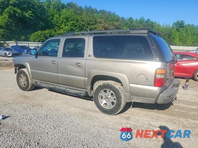 Drugie zdjęcie samochodu z przodu: 2003 CHEVROLET SUBURBAN K1500 VIN:3GNFK16ZX3G112327 - miniatura