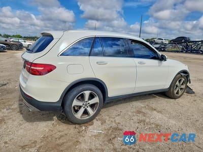 Trzecie zdjęcie samochodu z tyłu: 2019 MERCEDES-BENZ GLC 300 VIN:WDC0G4JB1KV167664 - miniatura
