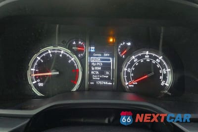 Zdjęcie 8 z 13 samochodu: 2022 TOYOTA 4RUNNER TRD SPORT VIN:JTESU5JR6N5991248 - miniatura