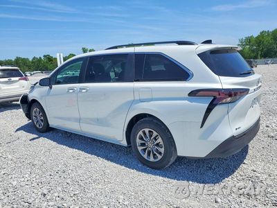 Drugie zdjęcie samochodu z przodu: 2026 TOYOTA SIENNA XLE 8-PASSENGER VIN:5TDYRKECXTS316613 - miniatura
