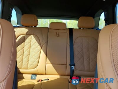 Zdjęcie 10 z 14 samochodu: 2026 BMW X5 XDRIVE50E VIN:5UX43EU06T9296611 - miniatura