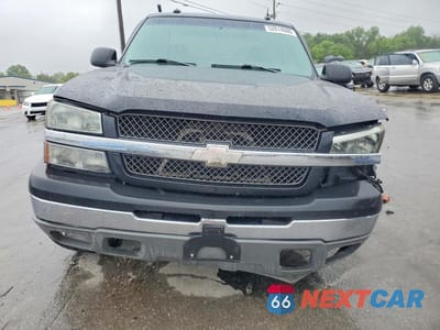 Piąte zdjęcie samochodu w środku: 2003 CHEVROLET SILVERADO K1500 HEAVY DUTY VIN:1GCGK13U03F156330 - miniatura