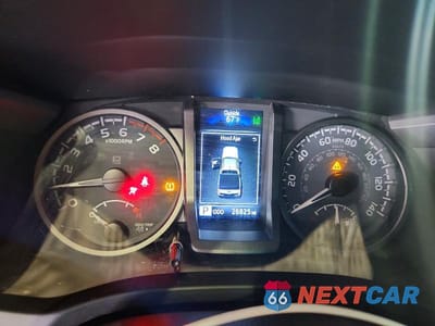 Zdjęcie 9 z 13 samochodu: 2023 TOYOTA TACOMA TRD OFF-ROAD VIN:3TMCZ5AN9PM593293 - miniatura