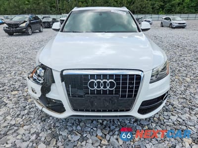 Piąte zdjęcie samochodu w środku: 2010 AUDI Q5 PREMIUM PLUS VIN:WA1MKAFPXAA088423 - miniatura