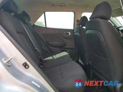 Zdjęcie 10 z 12 samochodu: 2020 HYUNDAI VENUE SE VIN:KMHRB8A38LU033247 - miniatura