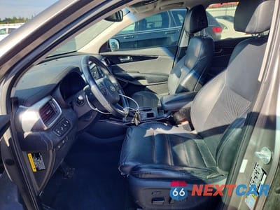Zdjęcie 7 z 12 samochodu: 2017 KIA SORENTO SX V6 VIN:5XYPK4A54HG251166 - miniatura