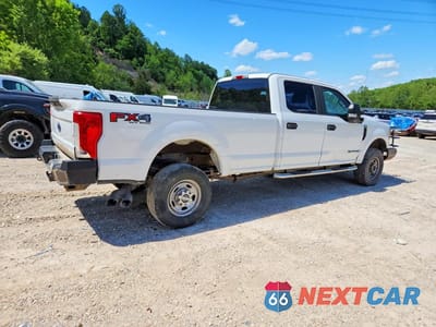 Trzecie zdjęcie samochodu z tyłu: 2017 FORD F250 SUPER DUTY VIN:1FT7W2BT6HEB21999 - miniatura