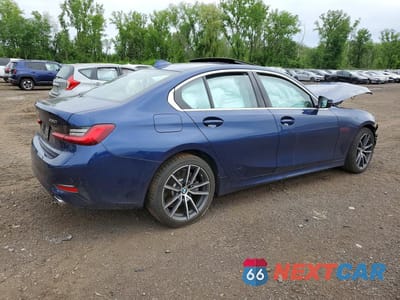Trzecie zdjęcie samochodu z tyłu: 2019 BMW 330XI VIN:WBA5R7C5XKFH10079 - miniatura