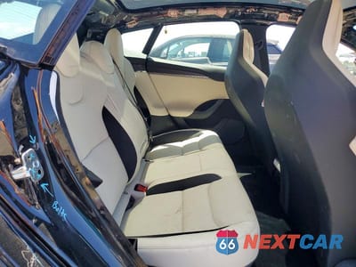 Zdjęcie 10 z 12 samochodu: 2026 TESLA MODEL S VIN:5YJSA1E60TF562074 - miniatura