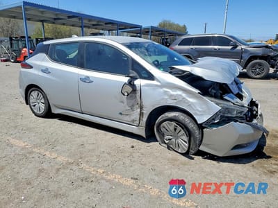 Czwarte zdjęcie samochodu z boku: 2019 NISSAN LEAF S VIN:1N4AZ1CP8KC309621 - miniatura