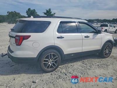 Trzecie zdjęcie samochodu z tyłu: 2018 FORD EXPLORER SPORT VIN:1FM5K8GT3JGB51434 - miniatura
