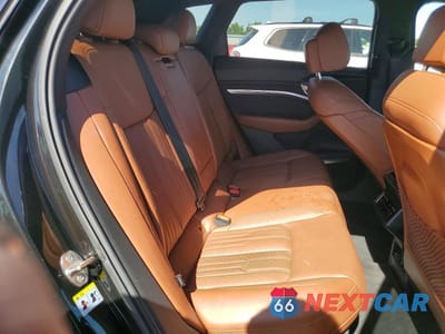 Zdjęcie 11 z 14 samochodu: 2019 AUDI E-TRON PRESTIGE VIN:WA1VABGE6KB020531 - miniatura