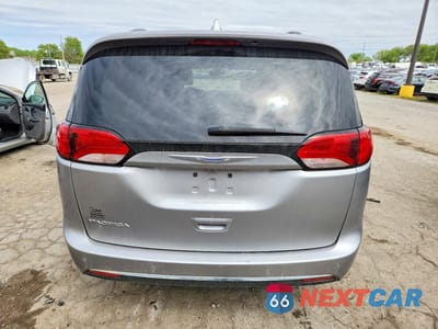 Zdjęcie 6 z 13 samochodu: 2018 CHRYSLER PACIFICA TOURING L VIN:2C4RC1BG0JR192929 - miniatura