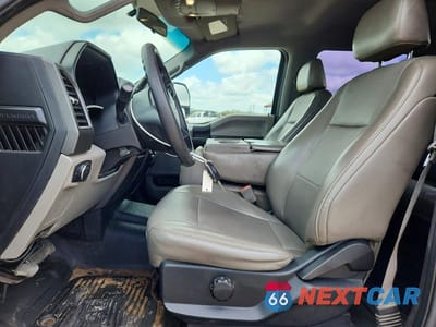 Zdjęcie 7 z 12 samochodu: 2019 FORD F350 SUPER DUTY VIN:1FT8W3BT2KEC44930 - miniatura