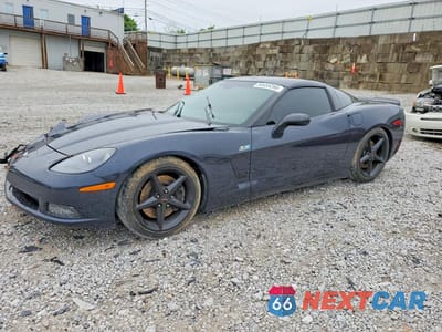 2013 CHEVROLET CORVETTE 1G1YC2DW2D5106147 - główne zdjęcie licytacji z USA - miniatura