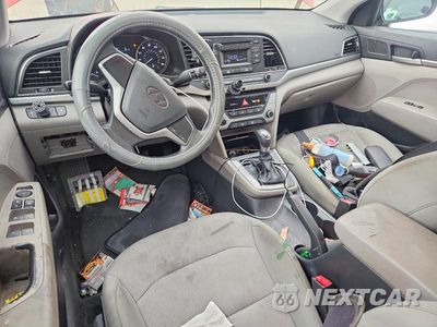 Zdjęcie 8 z 12 samochodu: 2017 HYUNDAI ELANTRA SE VIN:5NPD74LF8HH087651 - miniatura