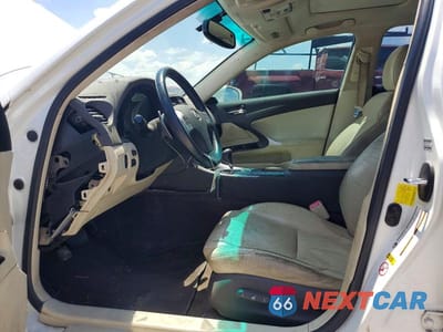 Zdjęcie 7 z 12 samochodu: 2013 LEXUS IS 250 VIN:JTHBF5C25D5188183 - miniatura