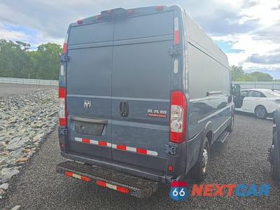 Trzecie zdjęcie samochodu z tyłu: 2020 RAM PROMASTER 3500 CARGO ** R & D * CLN TITLE * PRI FLEET * CK ENG LT ON ** VIN:3C6URVJG5LE136384 - miniatura