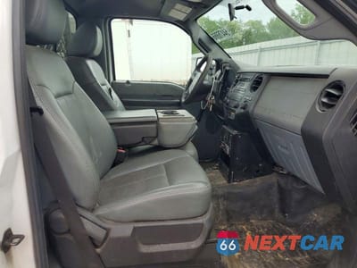Zdjęcie 10 z 12 samochodu: 2011 FORD F250 SUPER DUTY VIN:1FTBF2B68BEB05377 - miniatura
