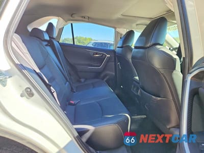 Zdjęcie 11 z 13 samochodu: 2022 TOYOTA RAV4 LIMITED VIN:JTMN1RFV6ND085629 - miniatura