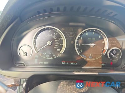 Zdjęcie 9 z 13 samochodu: 2018 BMW X5 XDR40E VIN:5UXKT0C59J0W02600 - miniatura