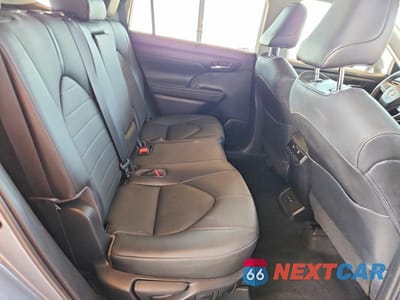 Zdjęcie 11 z 13 samochodu: 2020 TOYOTA HIGHLANDER XLE VIN:5TDHZRBH2LS038637 - miniatura