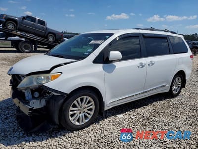 2014 TOYOTA SIENNA XLE 8-PASSENGER 5TDYK3DC6ES437458 - główne zdjęcie licytacji z USA - miniatura
