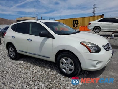 Czwarte zdjęcie samochodu z boku: 2015 NISSAN ROGUE SELECT S VIN:JN8AS5MT5FW163818 - miniatura
