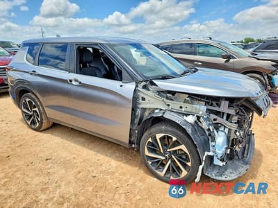 Czwarte zdjęcie samochodu z boku: 2023 MITSUBISHI OUTLANDER SE VIN:JA4J3UA85PZ057396 - miniatura