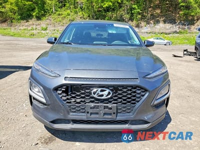 Piąte zdjęcie samochodu w środku: 2020 HYUNDAI KONA SE VIN:KM8K1CAA1LU527195 - miniatura
