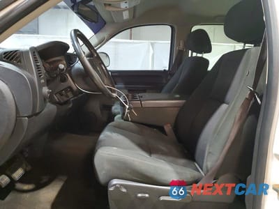 Zdjęcie 7 z 12 samochodu: 2013 CHEVROLET SILVERADO K1500 LT VIN:3GCPKSE7XDG309597 - miniatura