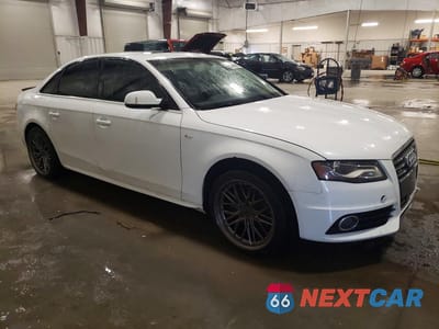 Czwarte zdjęcie samochodu z boku: 2012 AUDI A4 PRESTIGE VIN:WAUKFAFL1CN020552 - miniatura