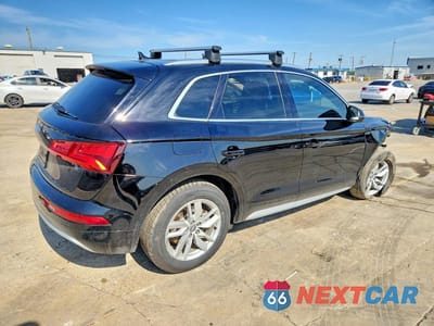 Trzecie zdjęcie samochodu z tyłu: 2020 AUDI Q5 PREMIUM VIN:WA1ANAFY1L2109689 - miniatura