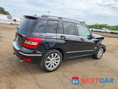 Trzecie zdjęcie samochodu z tyłu: 2011 MERCEDES-BENZ GLK 350 4MATIC VIN:WDCGG8HB0BF606679 - miniatura