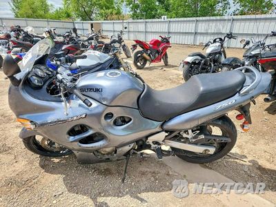 Trzecie zdjęcie samochodu z tyłu: 2003 SUZUKI GSX750 F VIN:JS1GR7GA332100608 - miniatura