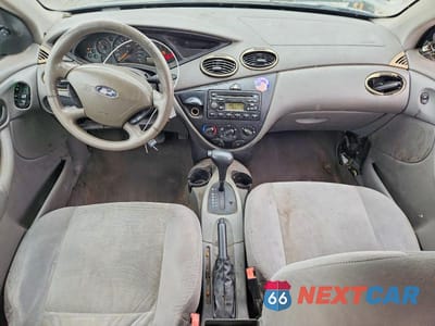 Zdjęcie 8 z 13 samochodu: 2002 FORD FOCUS SE VIN:1FAFP36382W220789 - miniatura