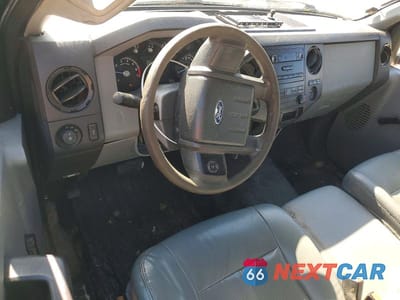 Zdjęcie 8 z 13 samochodu: 2011 FORD F350 SUPER DUTY VIN:1FTBF3A64BEB91245 - miniatura