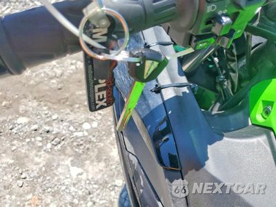 Zdjęcie 8 z 9 samochodu: 2024 KAWASAKI EX650 P VIN:ML5EXEP14RDAB9792 - miniatura