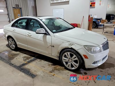 Czwarte zdjęcie samochodu z boku: 2009 MERCEDES-BENZ C 300 4MATIC VIN:WDDGF81X89F207162 - miniatura