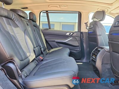 Zdjęcie 11 z 13 samochodu: 2020 BMW X7 XDRIVE40I VIN:5UXCW2C08L9B58977 - miniatura