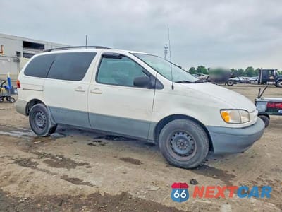 Czwarte zdjęcie samochodu z boku: 1999 TOYOTA SIENNA LE VIN:4T3ZF13CXXU155601 - miniatura