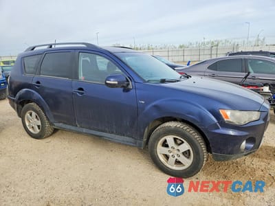 Czwarte zdjęcie samochodu z boku: 2012 MITSUBISHI OUTLANDER SE VIN:JA4JT3AXXCU605241 - miniatura