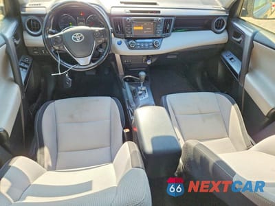 Zdjęcie 8 z 13 samochodu: 2018 TOYOTA RAV4 HYBRID XLE VIN:JTMRJREV8JD246317 - miniatura