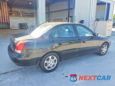 Trzecie zdjęcie samochodu z tyłu: 2002 HYUNDAI ELANTRA GLS VIN:KMHDN45D32U301746 - miniatura