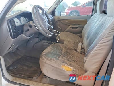 Zdjęcie 7 z 12 samochodu: 2002 TOYOTA TACOMA PRERUNNER VIN:5TENM92N12Z048584 - miniatura