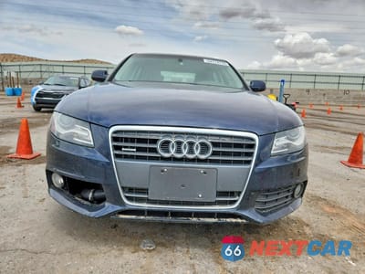Piąte zdjęcie samochodu w środku: 2010 AUDI A4 VIN:WAUFFAFL9AN058464 - miniatura