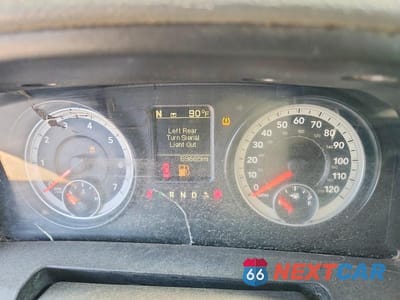 Zdjęcie 9 z 12 samochodu: 2014 RAM 2500 ST VIN:3C6UR5HJ1EG219271 - miniatura