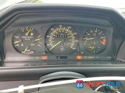 Zdjęcie 9 z 12 samochodu: 1987 MERCEDES-BENZ 300 E VIN:WDBEA30DXHA402295 - miniatura